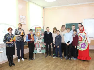 Для учащихся Семеновской школы-интернат прошло мероприятие, посвященное юбилею семеновской матрешки