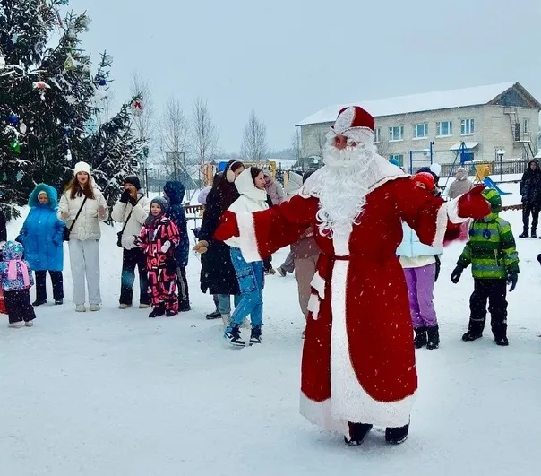 Мероприятие «Ёлка нашего двора» стартовало в селе Ильино-Заборское