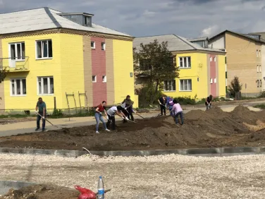 Фото ул.Заводской: субботники