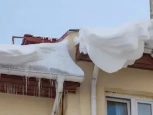 Внимание сосульки!!